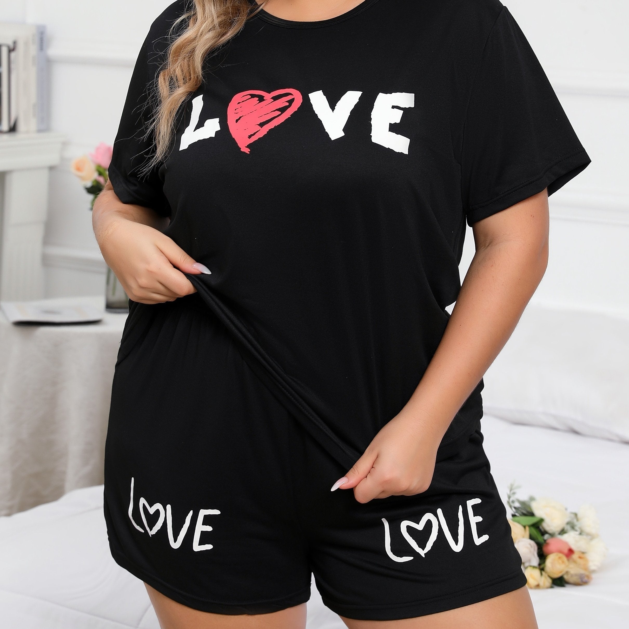 Women's Pajama Set Letter & Heart Print T Shirt & Shorts L