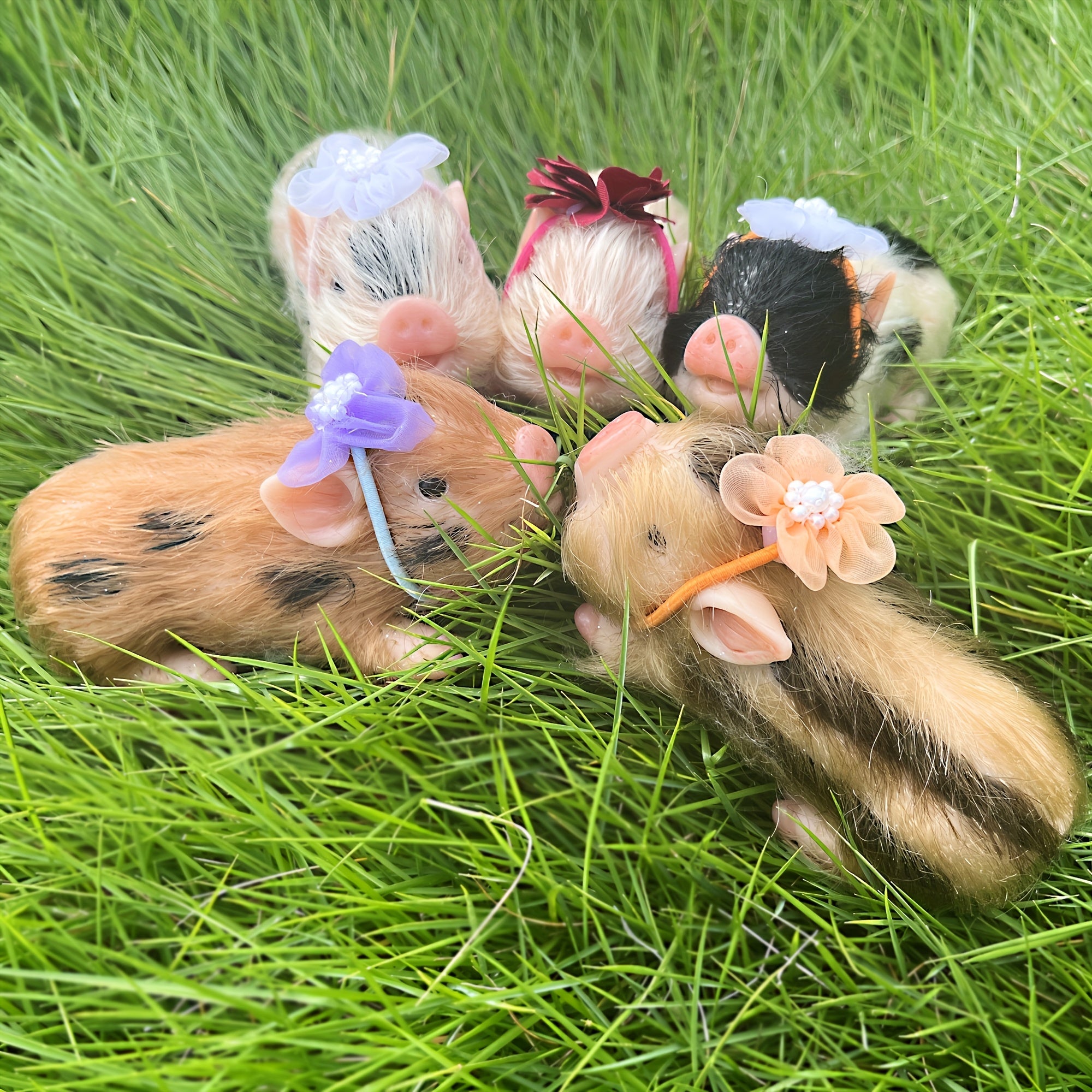 5 Mini Full Body Silicone Piglet Dolls with Outfits - Reborn Dolls for Kids' Toy