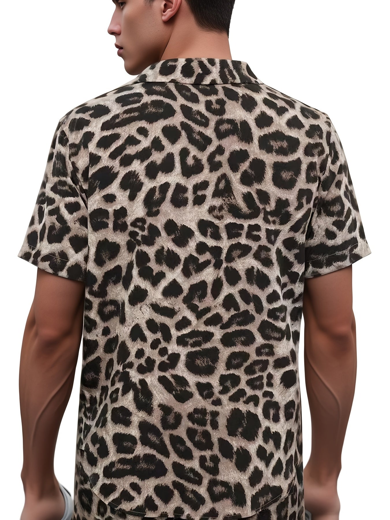 Leopard Print Men's 2Pcs Outfits Camp Collar Button Up Shirt & Shorts Set