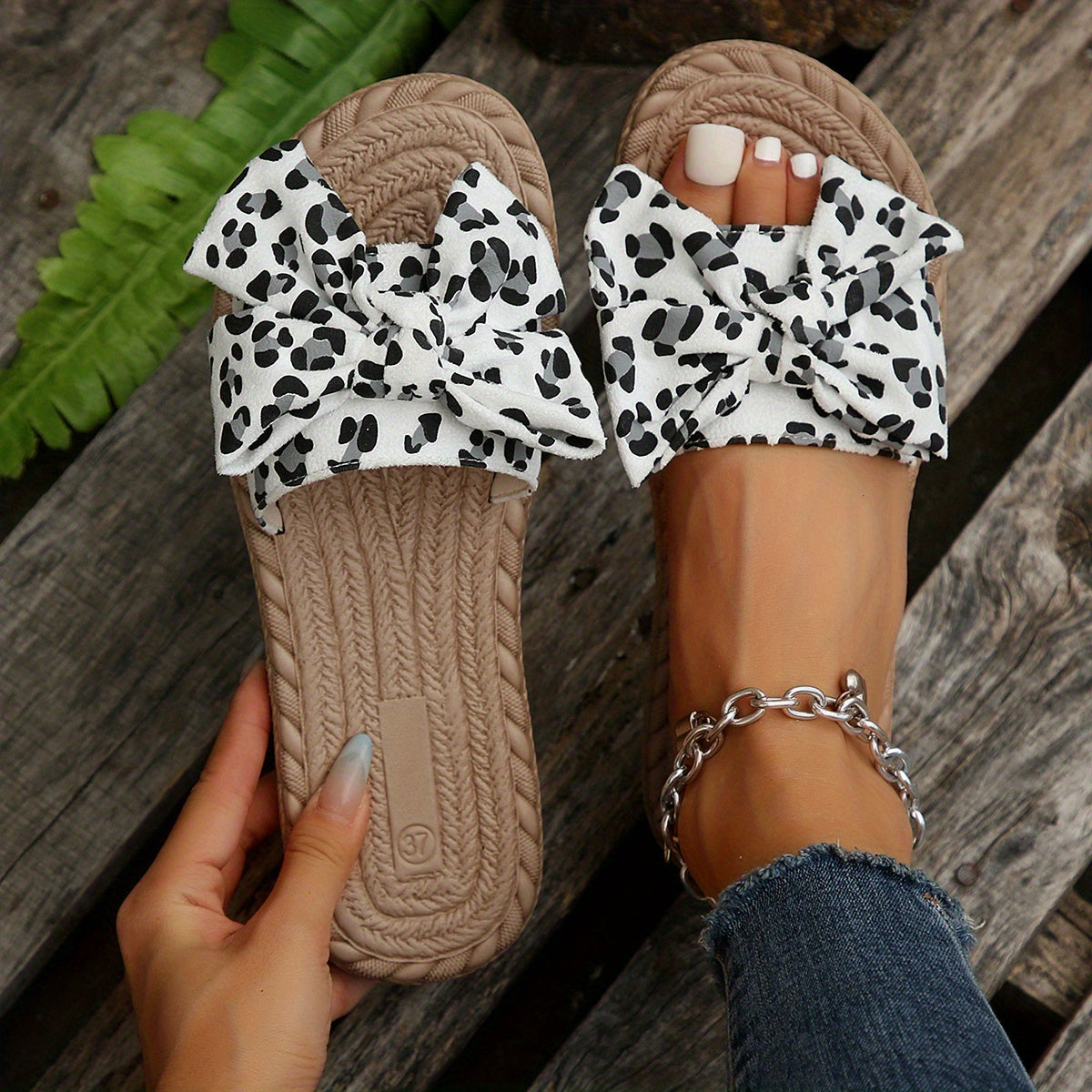 Leopard Pattern Bowknot Beach Slippers Flat Summer Slippers