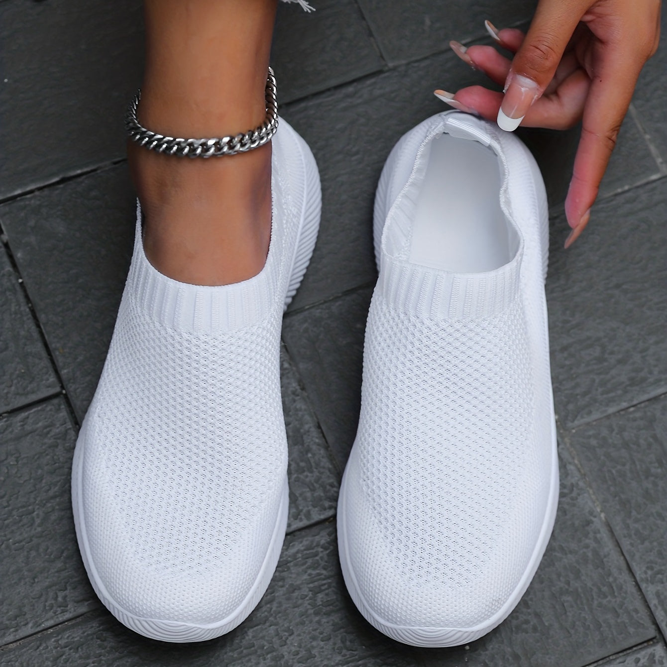 Women's Solid Flying Woven Sneakers Casual Slip On Outdoor Shoes