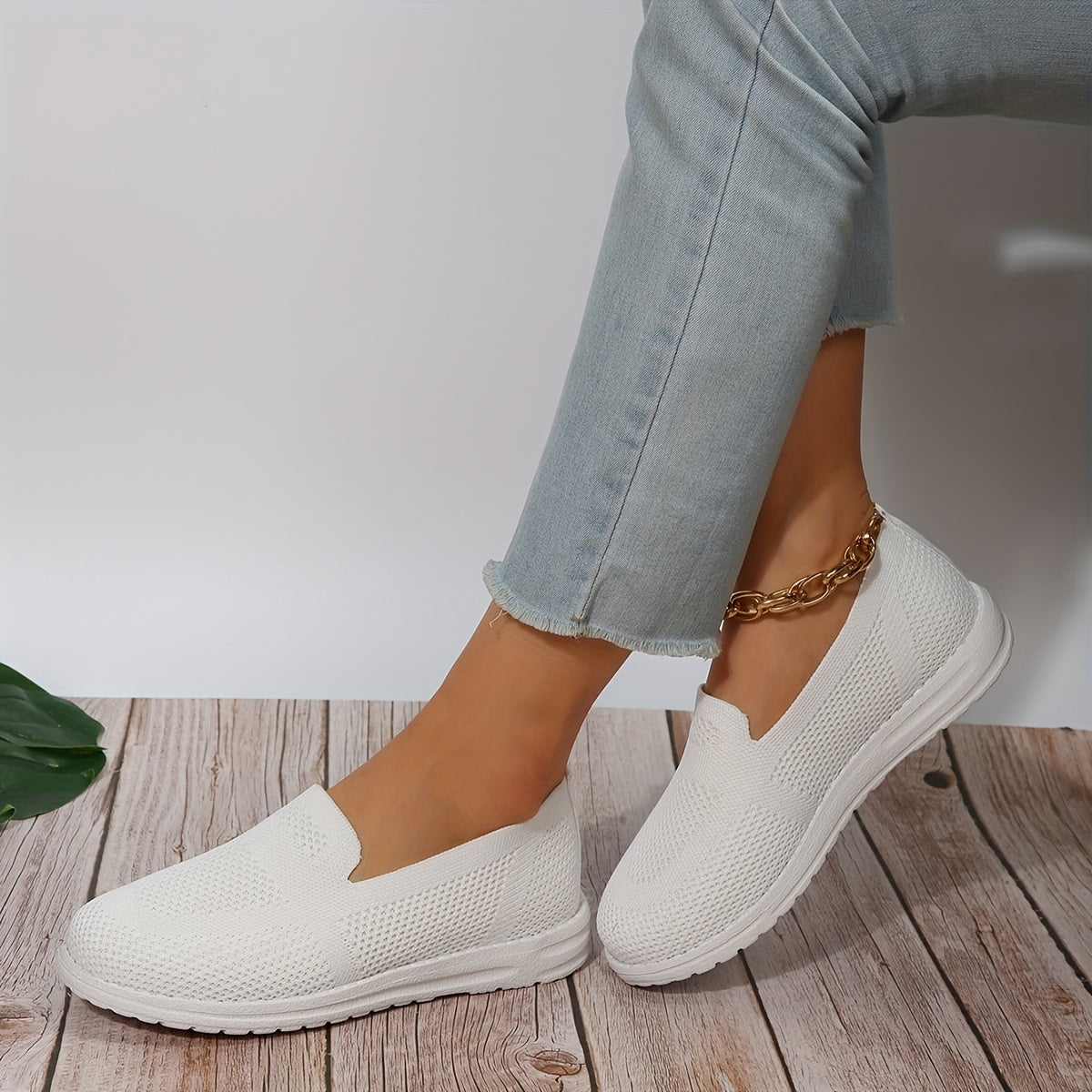 Women's Lightweight Slip On Mesh Sneakers Breathable Casual Outdoor Shoes