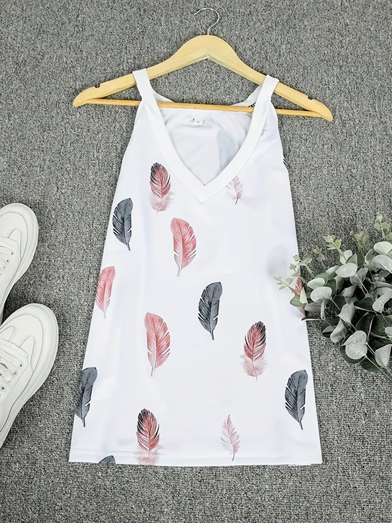 Feather Print V Neck Top Casual Summer Sleeveless Top