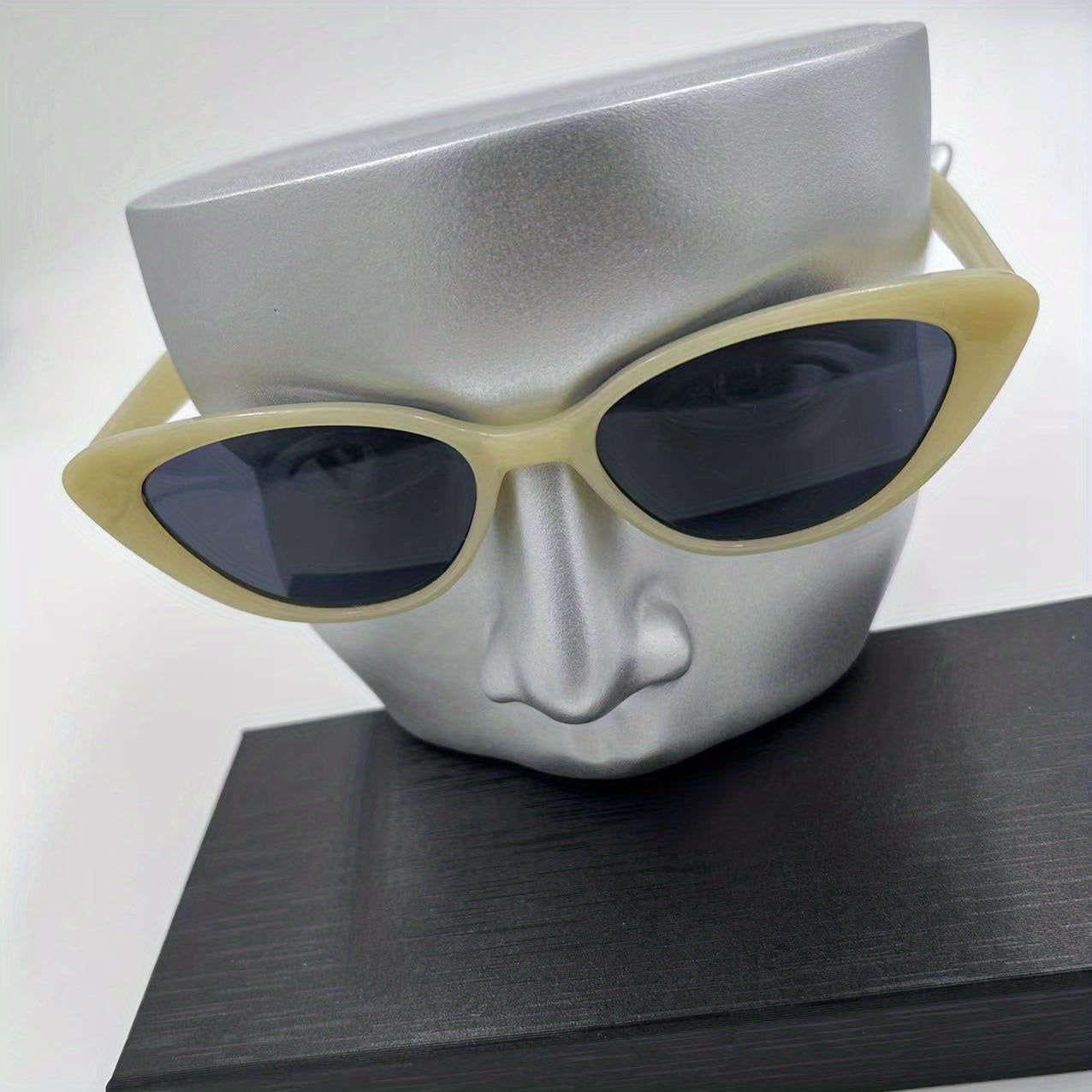 Y2K Cat Eye Sunglasses UV400