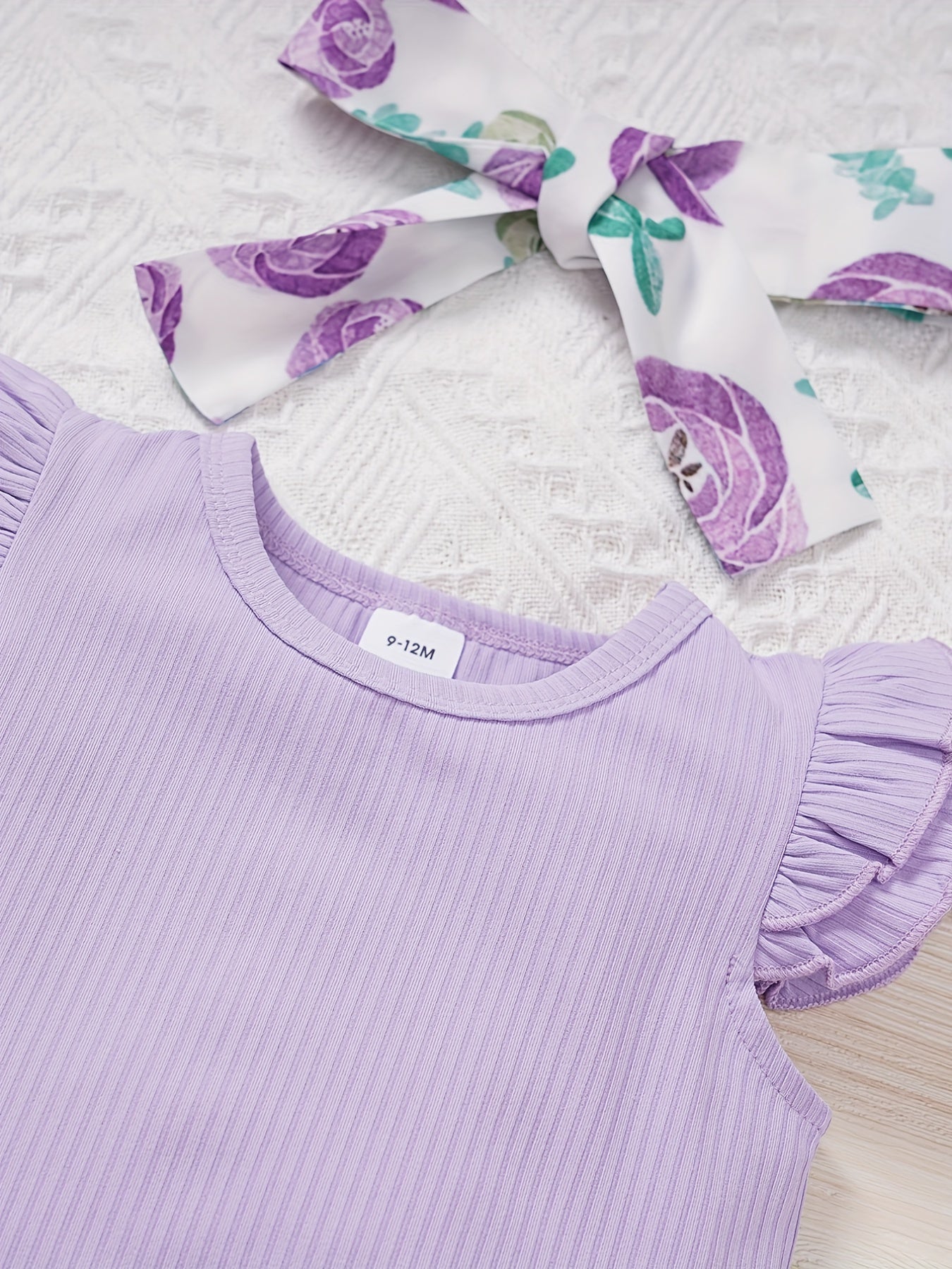 3pcs Baby Girls Ruffle Sleeve Onesie & Bow Shorts Set