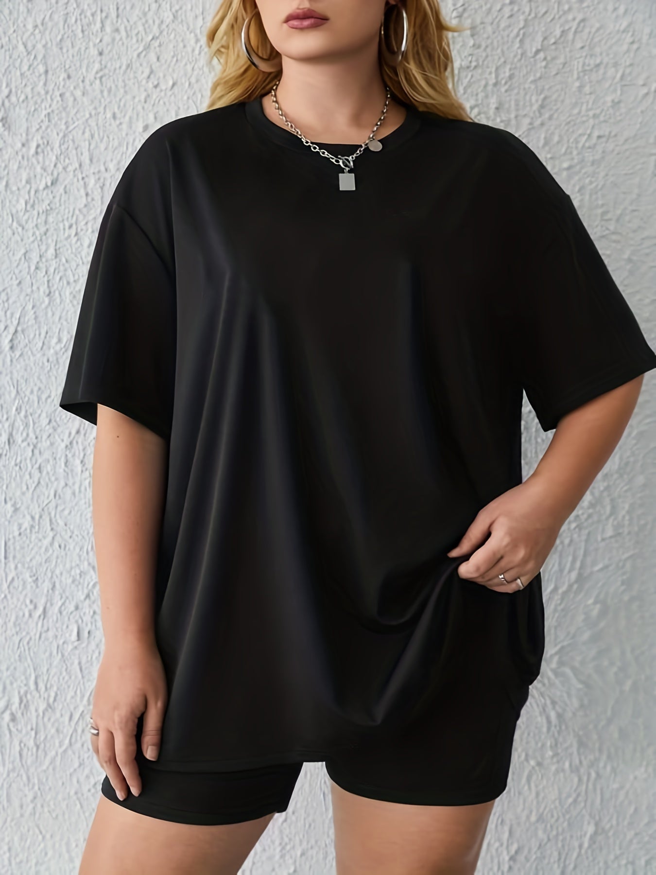 Women's Tee & Shorts Outfits Set