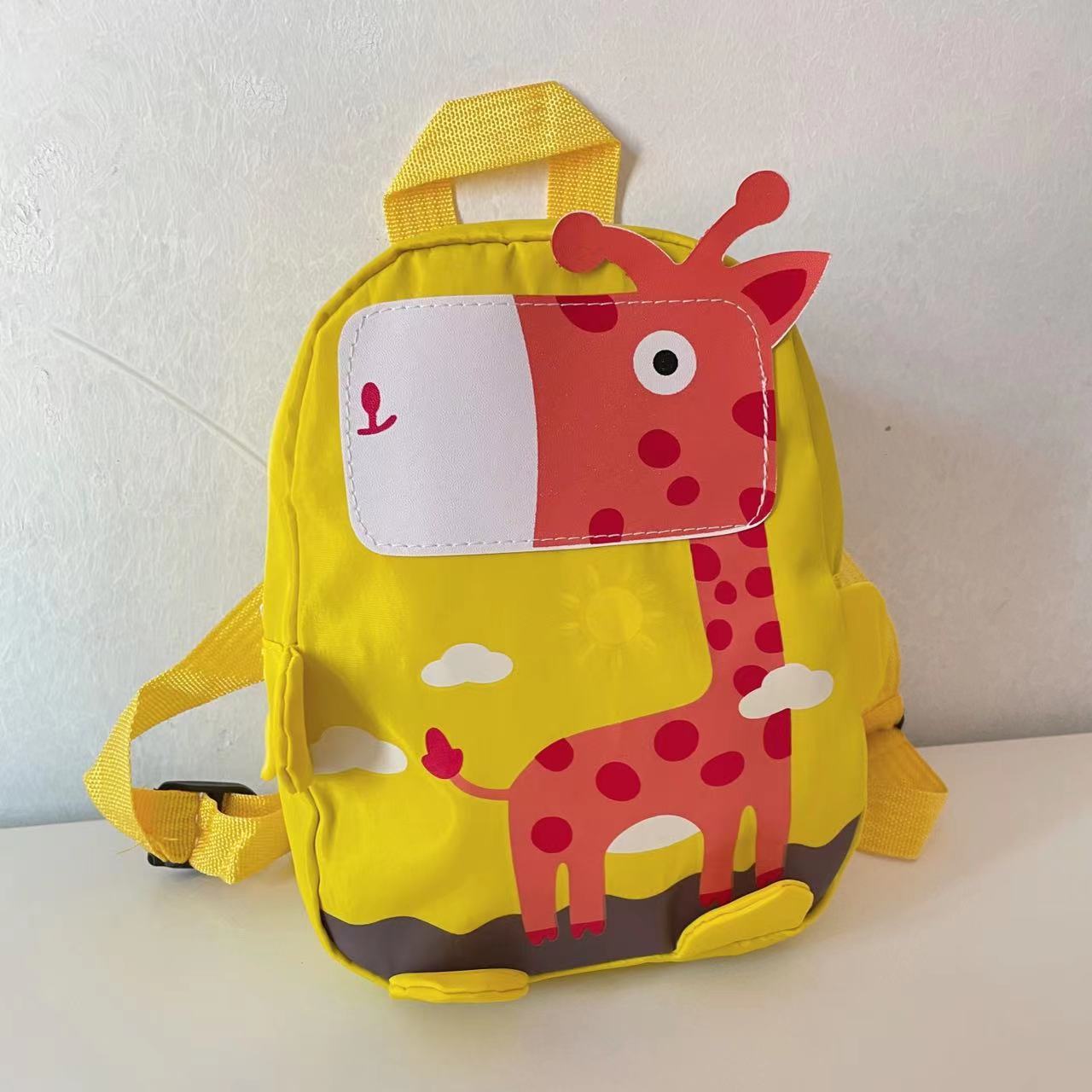 Kids Giraffe Patch Decor Backpack with Anti-lost Rope