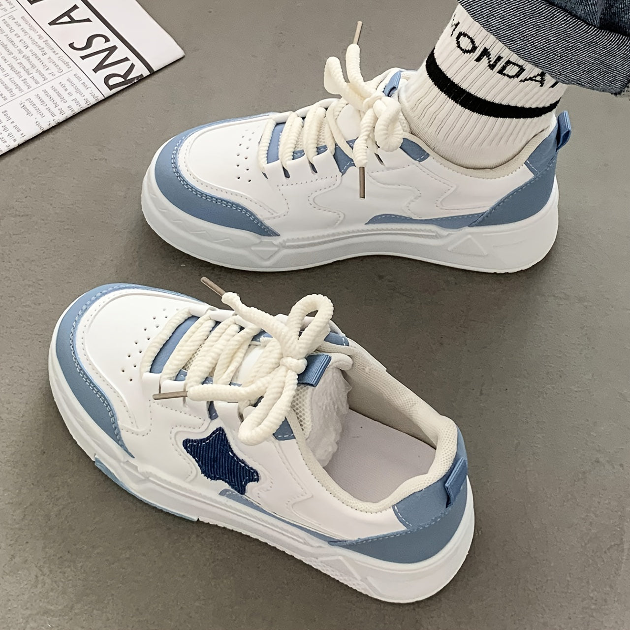 Women's Star Pattern Chunky Sneakers Comfortable Non slip Sports Shoes