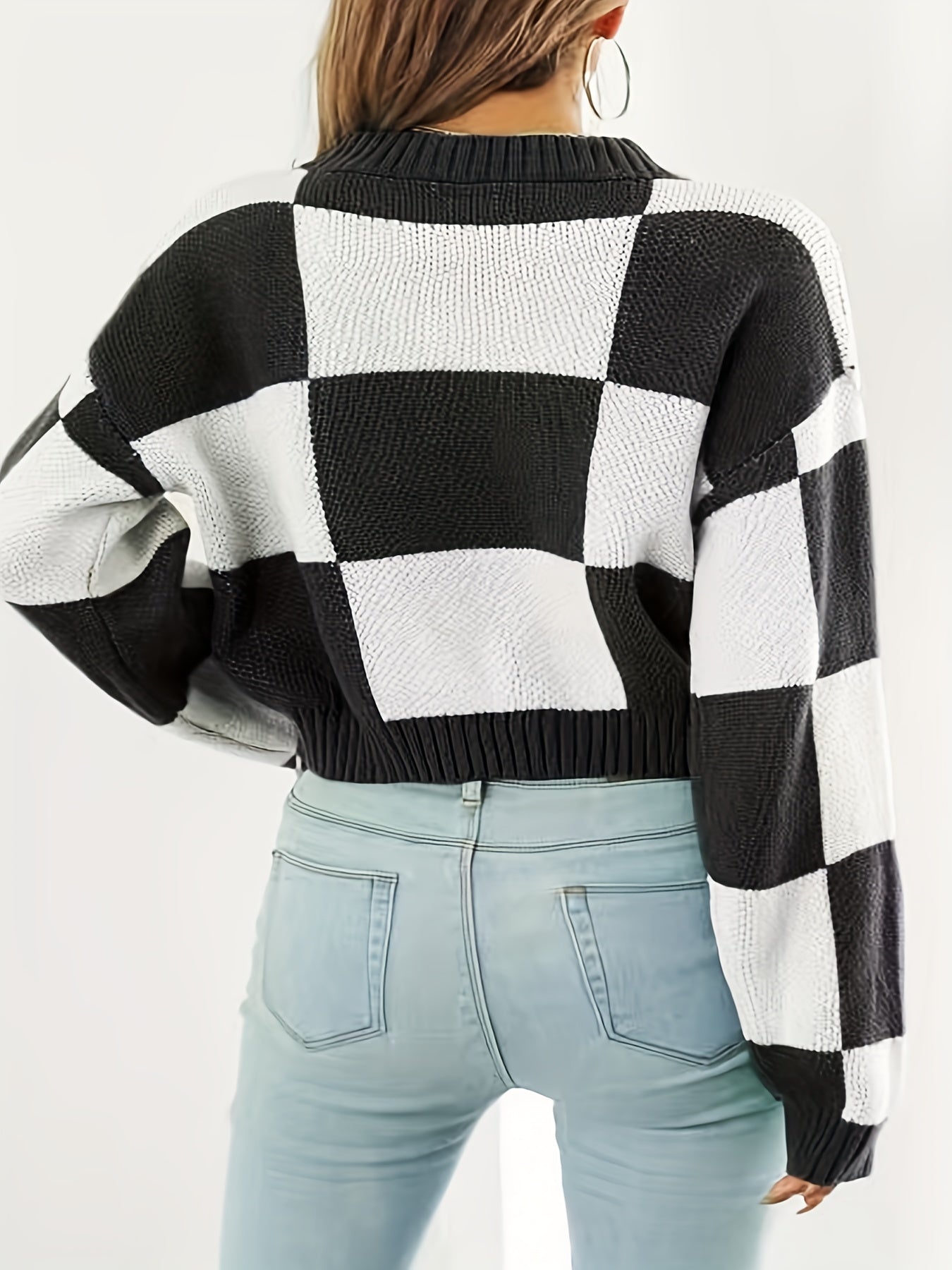 Colorblock Round Neck Sweater