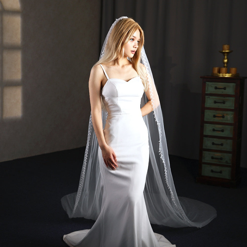 Romantic Lace Bridal Gown & Veil Vintage Wedding Dress
