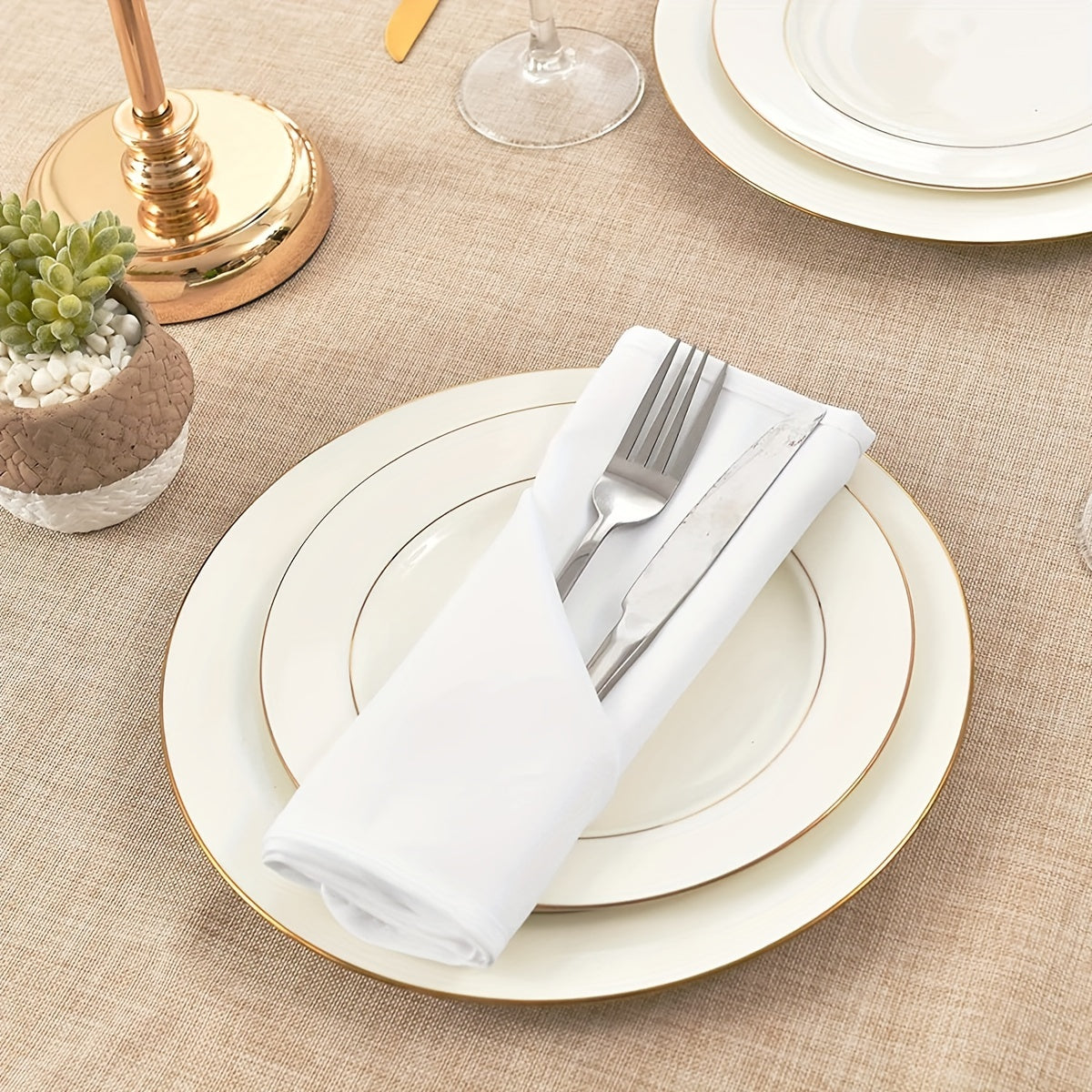 6pcs Polyester Cloth Napkins for Parties, Weddings, Restaurants - Hemmed Edges
