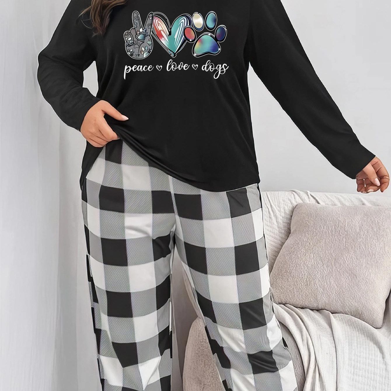Plus Size Heart Graphic Pajama Set Round Neck Tee & Plaid Pants Two Piece Lounge