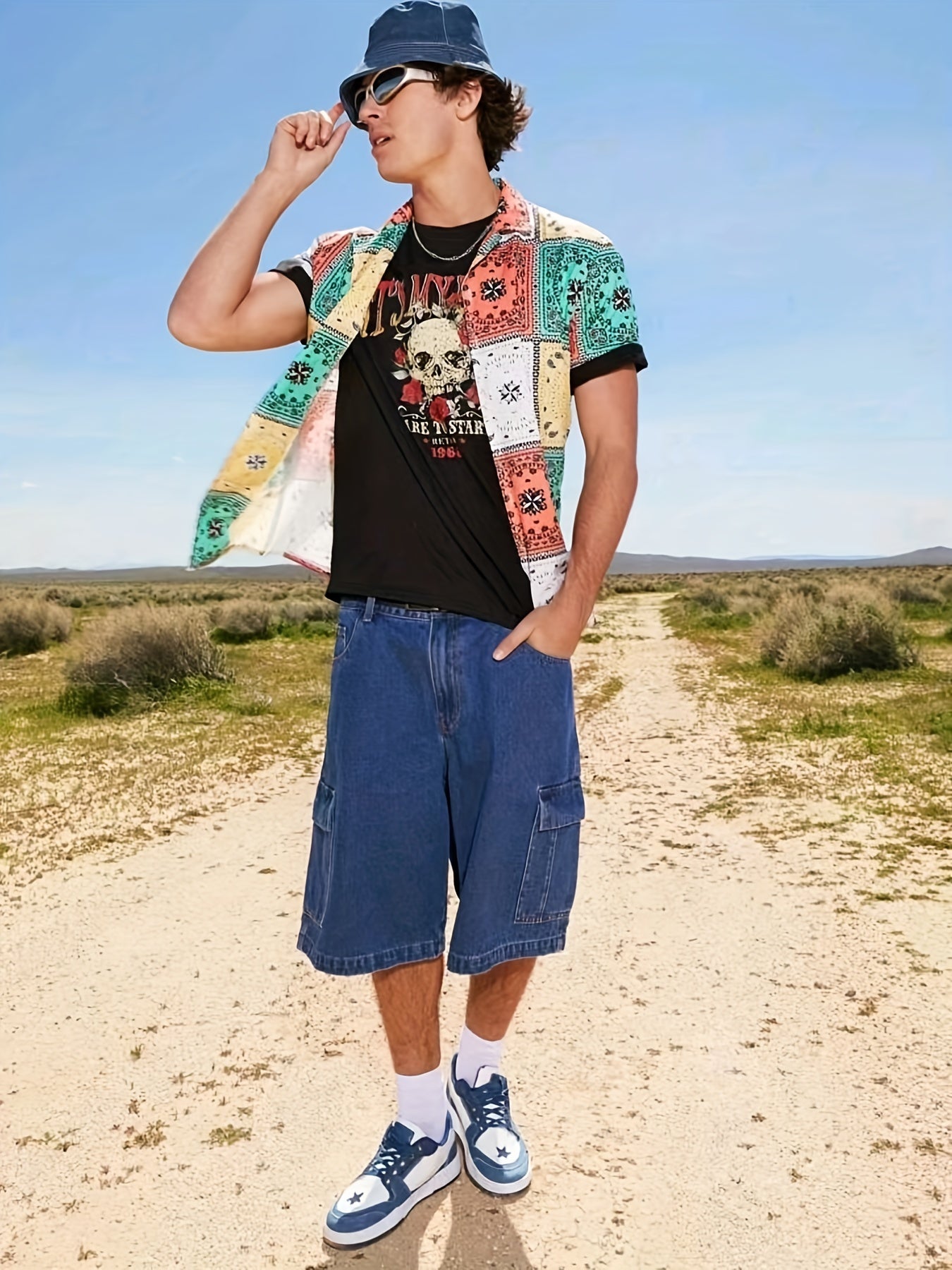 Men's Loose Fit Denim Shorts with Pockets