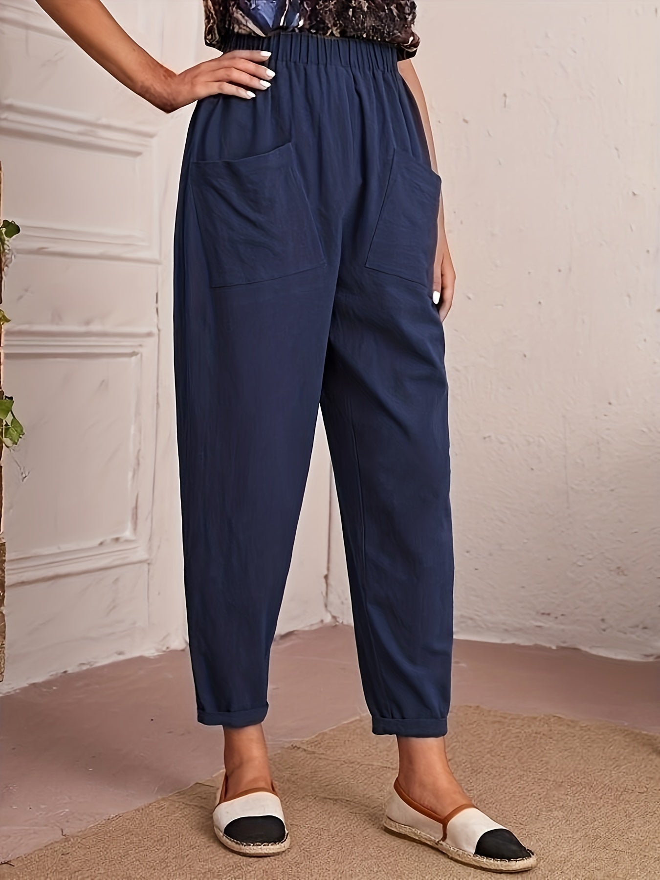 Dual Pockets Carrot Pants Elastic Waist