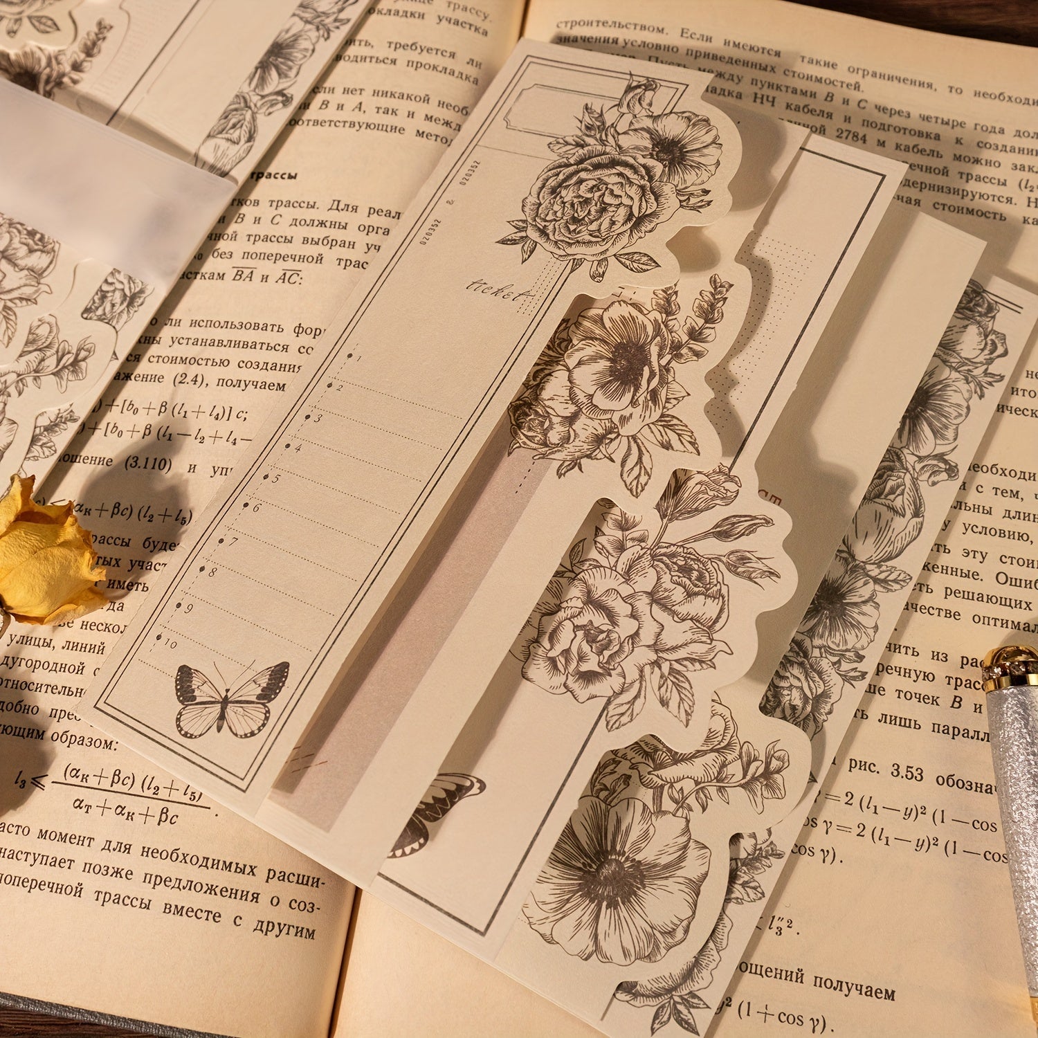 20pcs Vintage Craft Paper Junk Journal Pages