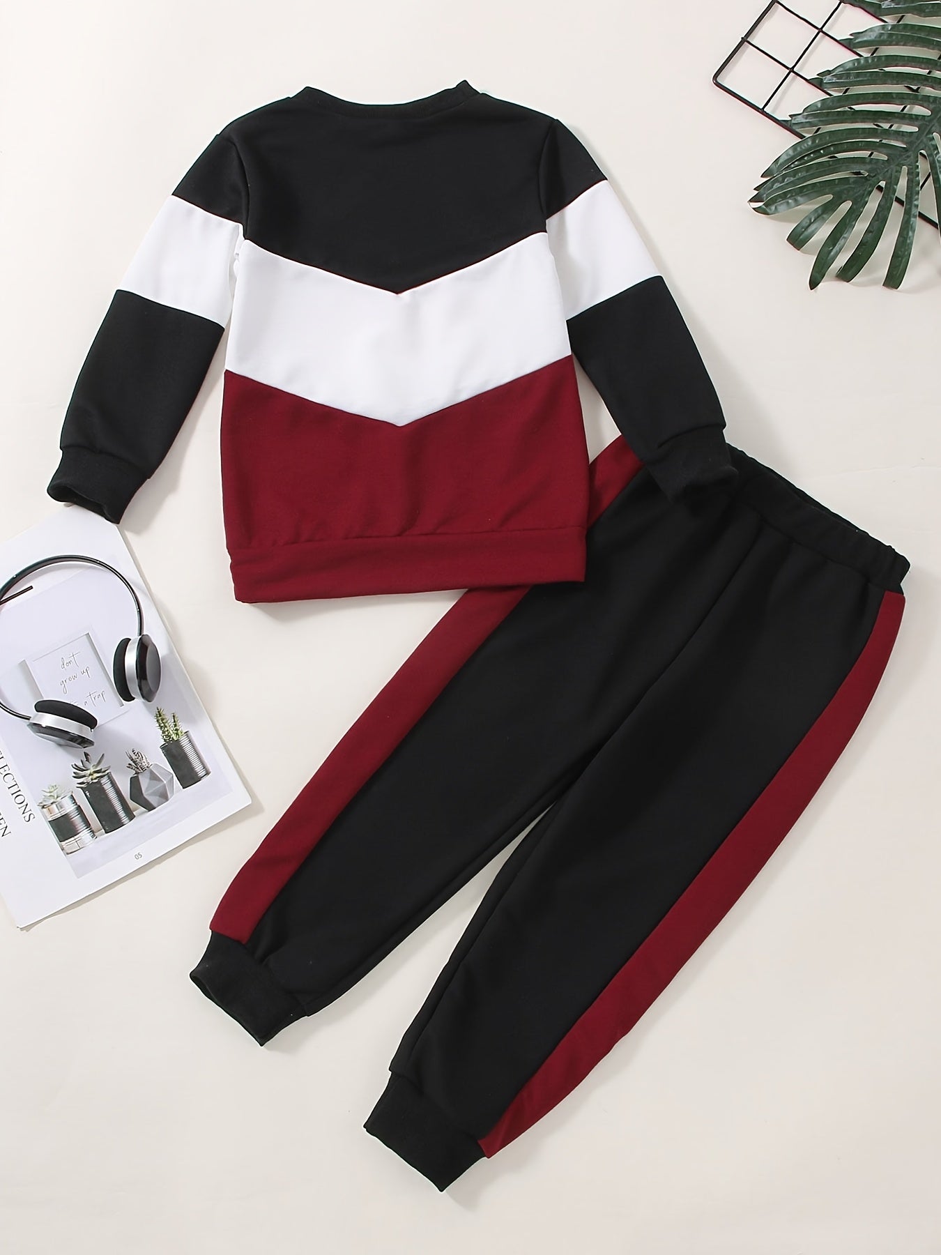 2pcs Baby Boys Splicing Pullover Sweatshirt & Pant Set