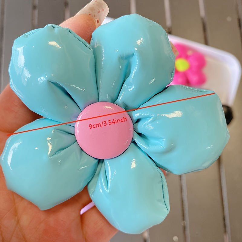2pcs Random Petals Flower Hair Clip for Girls