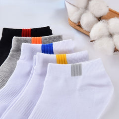 5 Pairs Cotton Mid Calf Sports Socks for Autumn and Winter