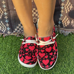 Red Heart Pattern Skateboard Shoes for Women, Lightweight Running Shoes