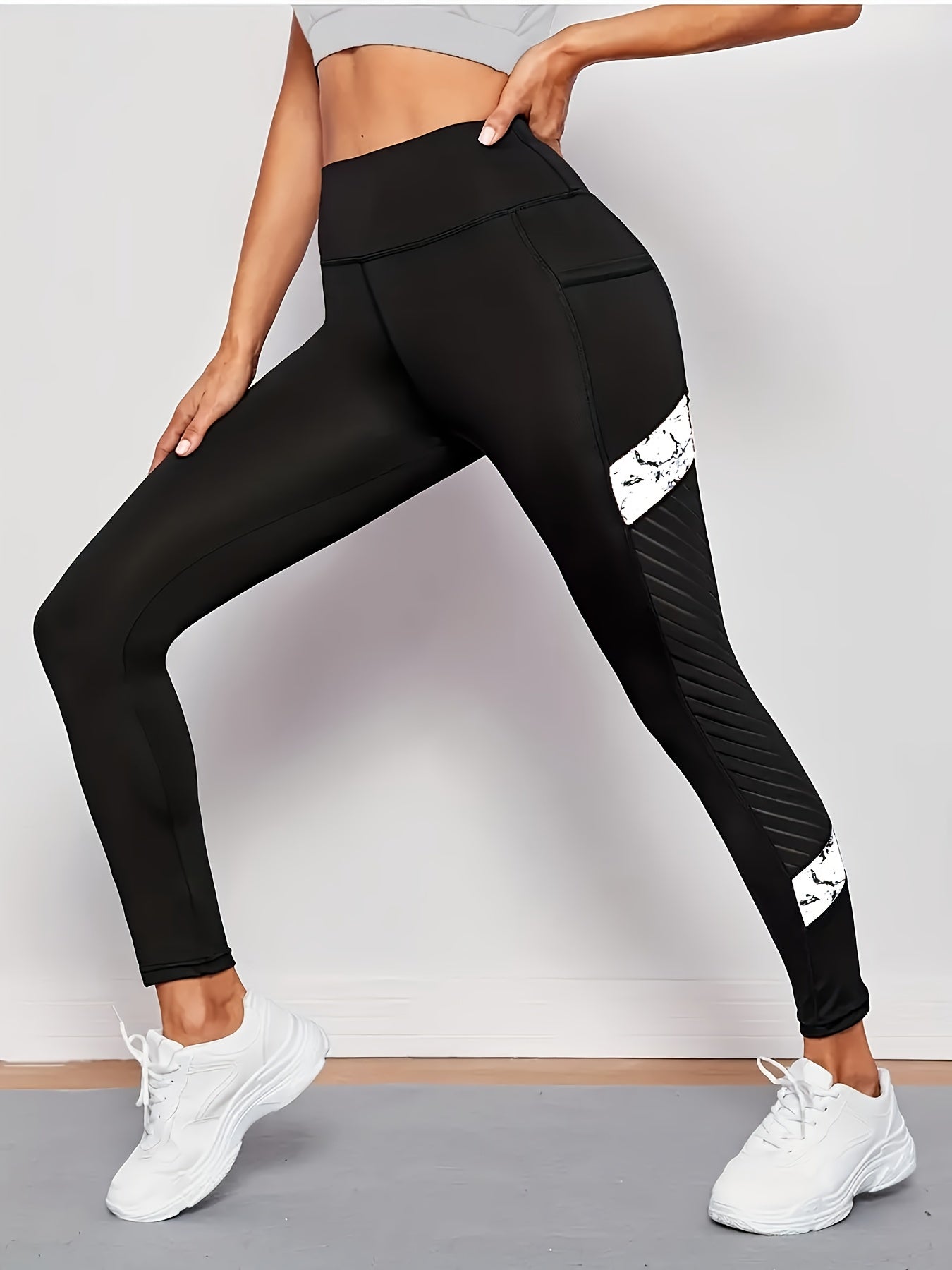 Quick Dry Slim Fit Butt Lifting Gym Leggings High Waist Yoga Pants