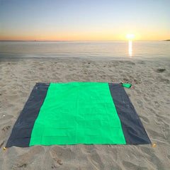 Multifunctional Waterproof Pocket Mat For Beach Picnic