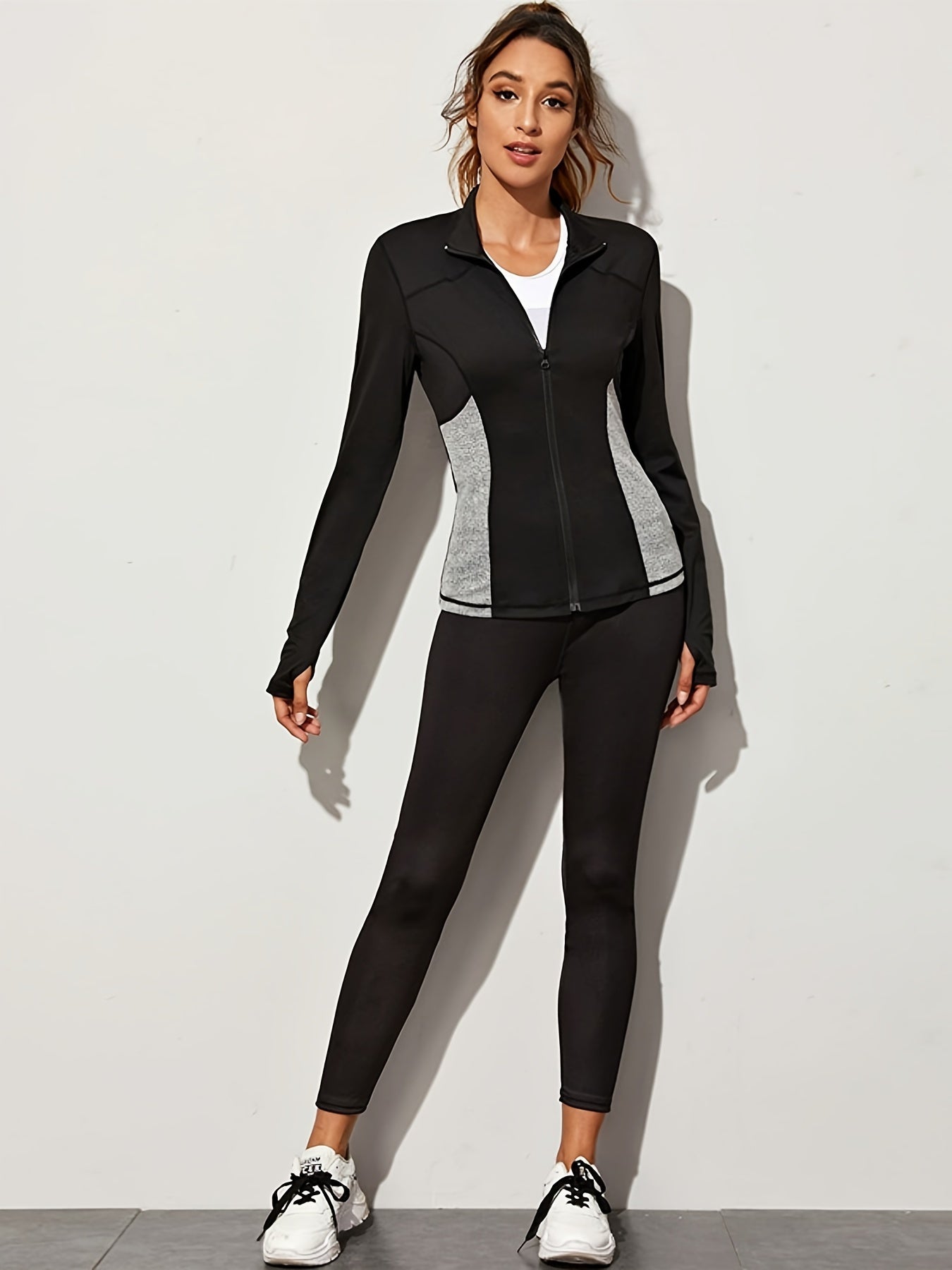 Long Sleeves Yoga Jacket Moisture Fitness Coat Women's Activewear