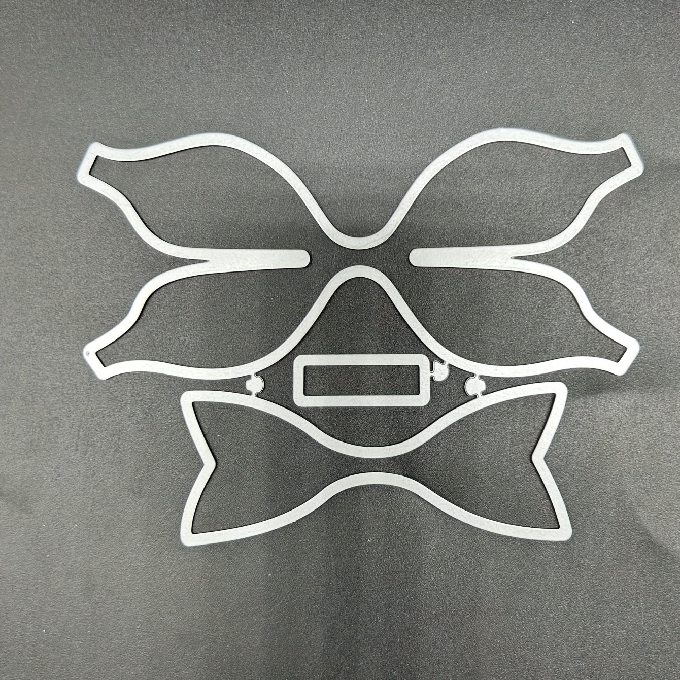 1pc Bow Tie Bow Mold DIY Metal Embossing Scrapbooking Cutting Mold