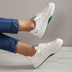 Women's Letter Print Skate Shoes Breathable Lace Up Sneakers