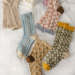 5 Pairs 3D Floral Textured Socks Crew Stockings Women's Retro Style