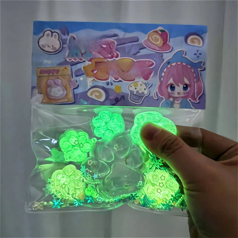 6pcs Glow in the Dark Cat Paw Stress Relief Toys Halloween Party Favors