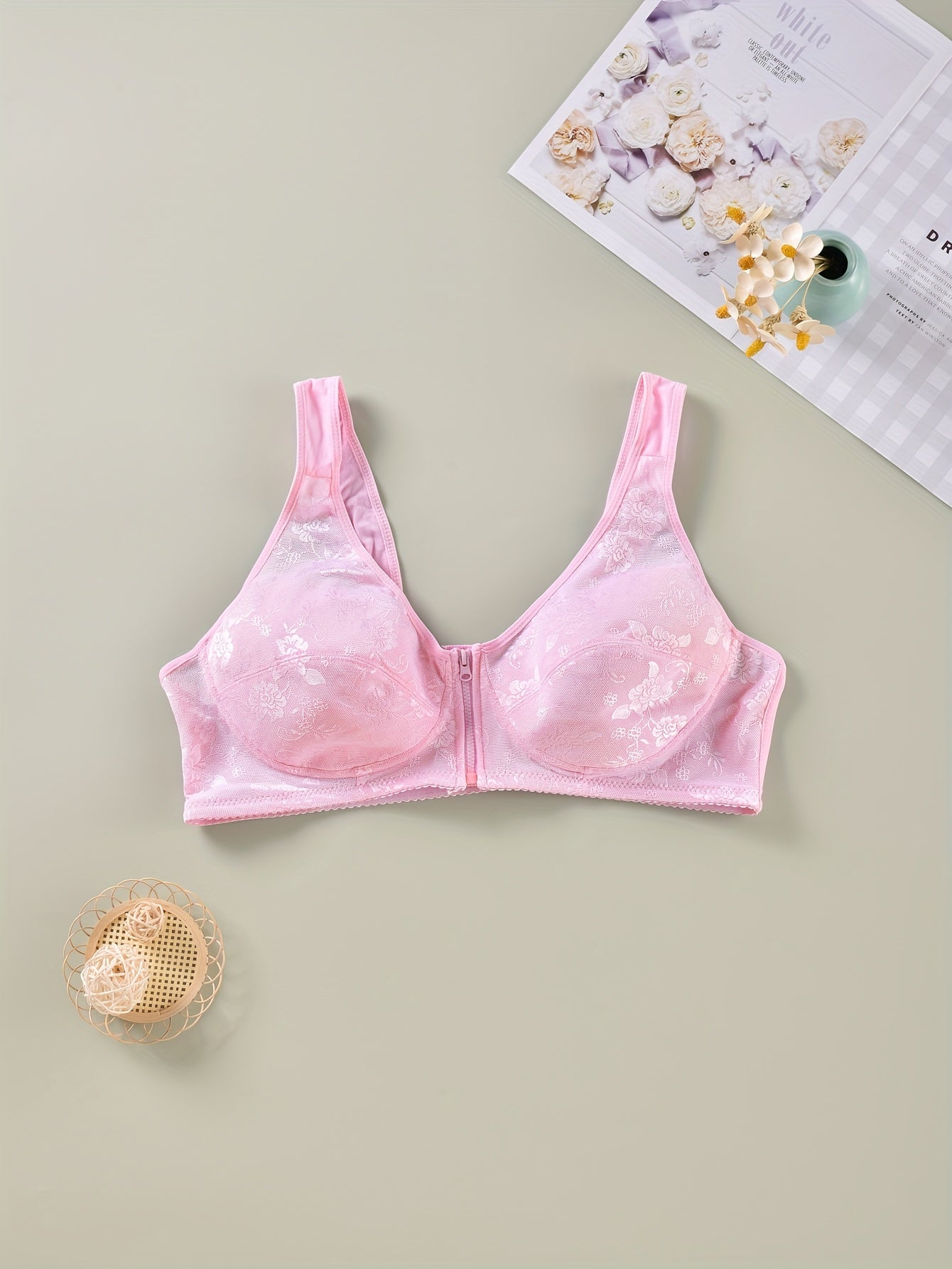 Plus Size Women's Floral Jacquard Zipper Front T-shirt Bra