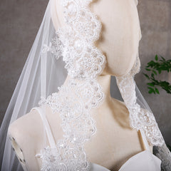 Vintage Inspired Bridal Veil Headpiece Lace Trim Wedding Accessory