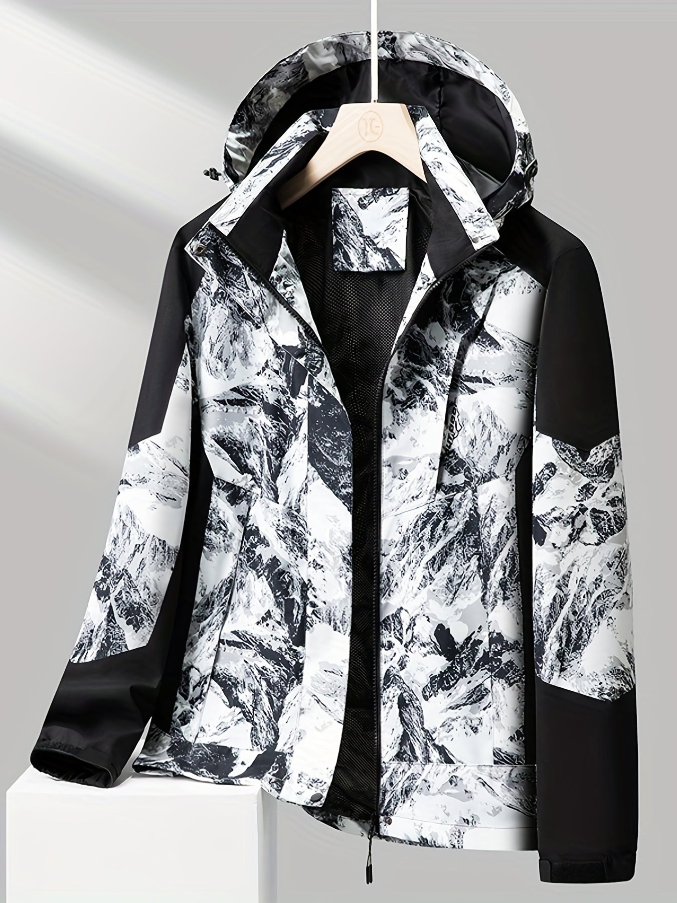 Stylish Soft Shell Hiking Jacket with Detachable Hood