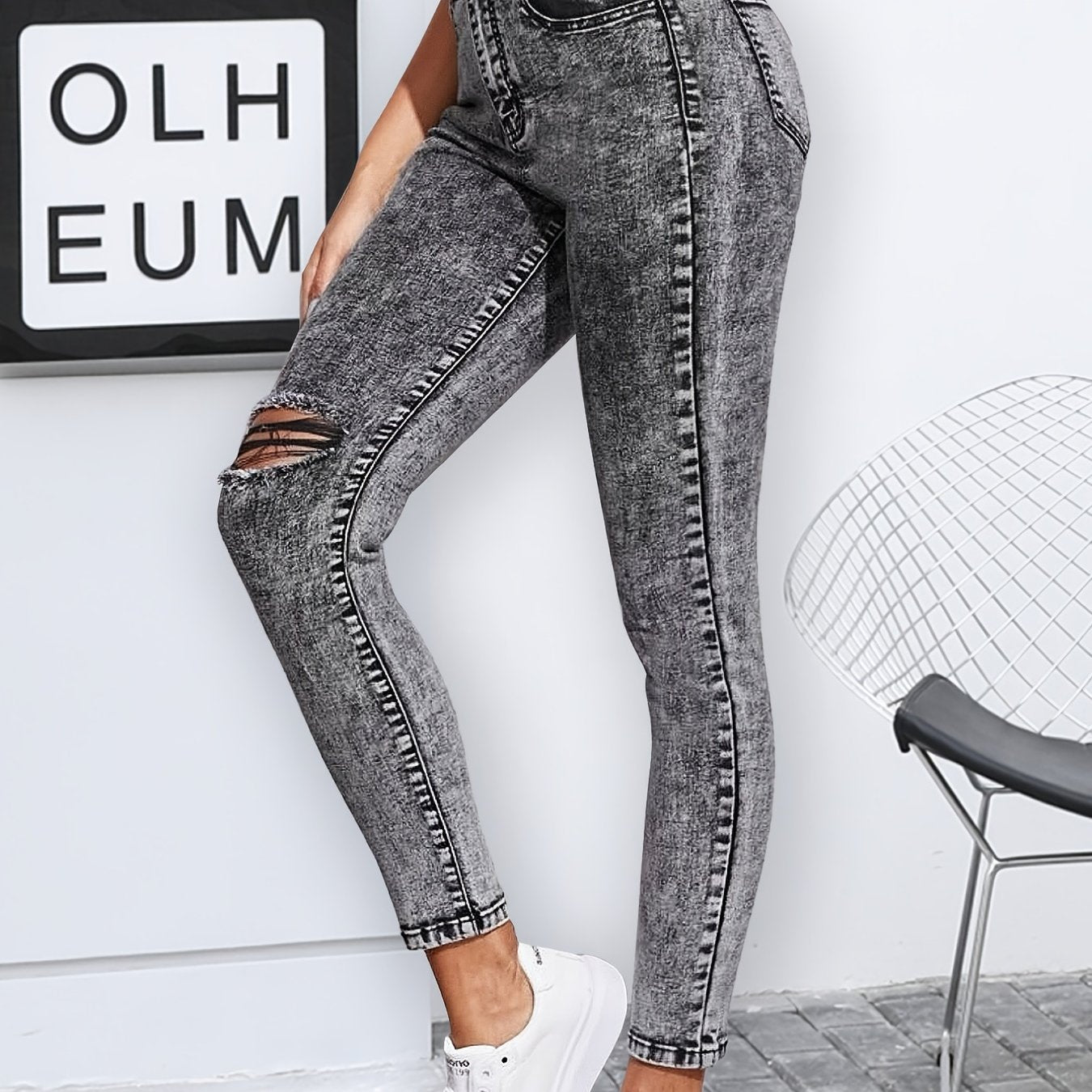 Grey Snowflake Fabrics Skinny Jeans Ripped Knee High Rise Cropped Denim Pants