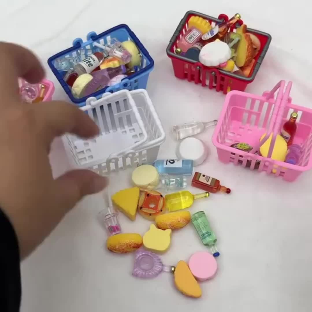 10pcs Mini Supermarket Shopping Basket Set with Food & Drink Models