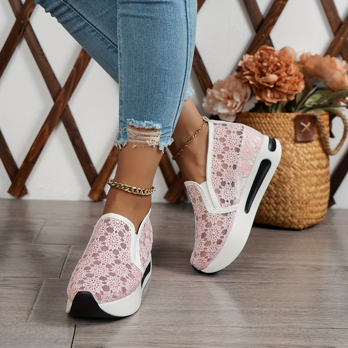 Women's Lace Rocker Shoes Mesh Slip On Platform Shoes