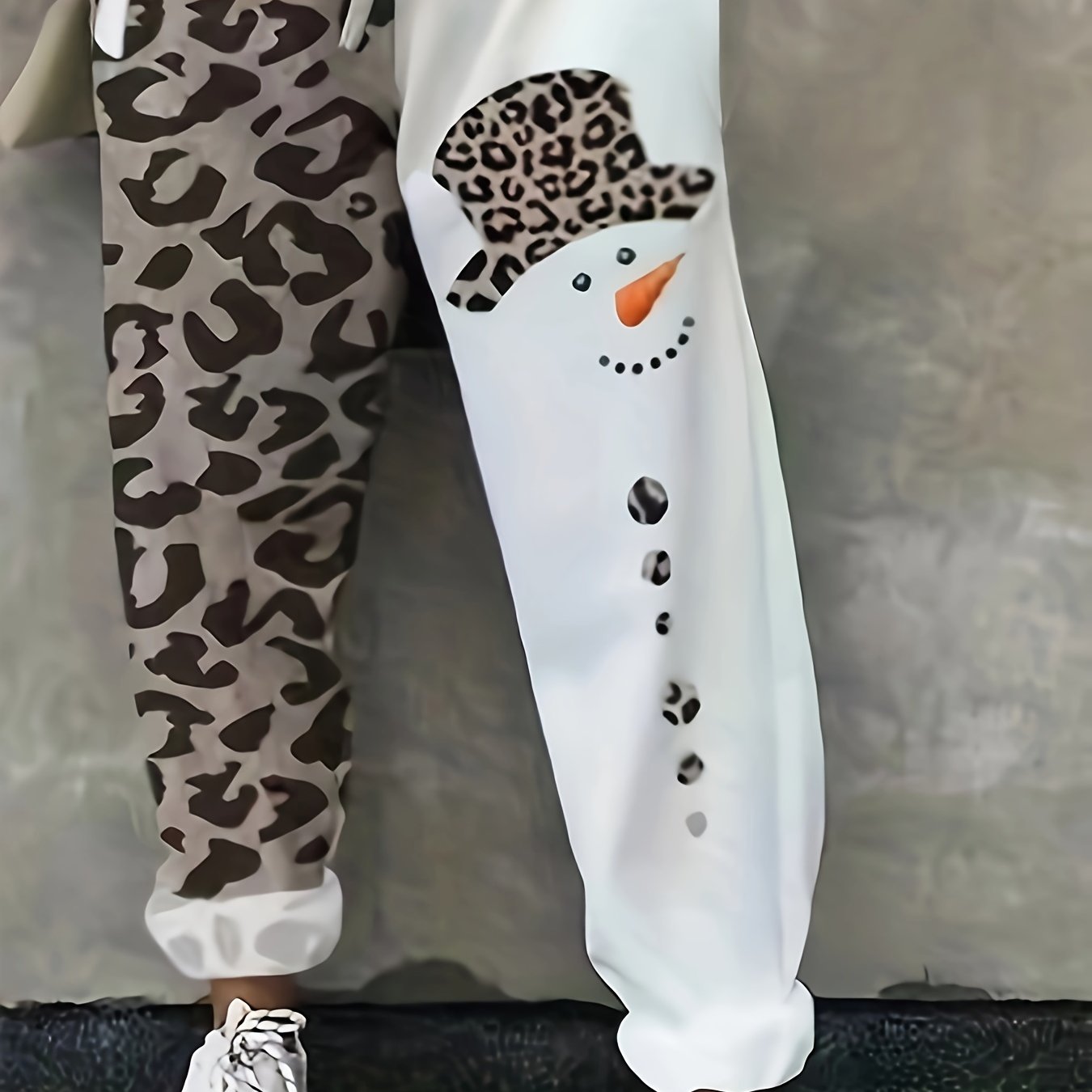 Colorblock Leopard & Snowman Print Fitness Pants