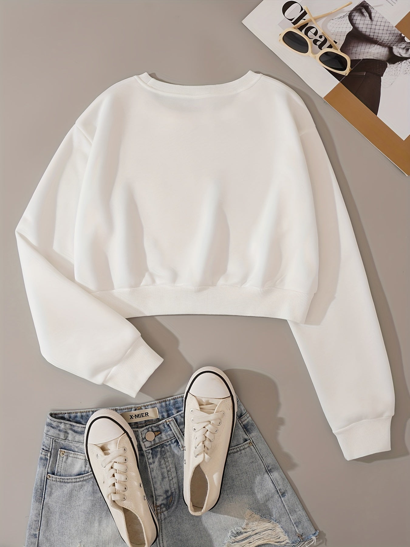 Solid Crop Pullover Sweatshirt Long Sleeve Crew Neck for Spring & Fall