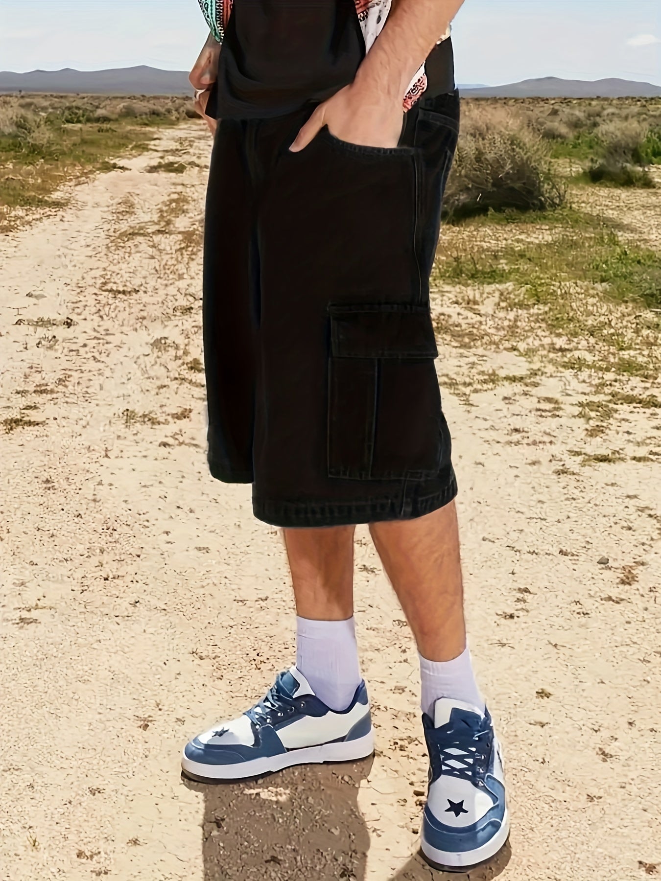 Men's Loose Fit Denim Shorts with Pockets