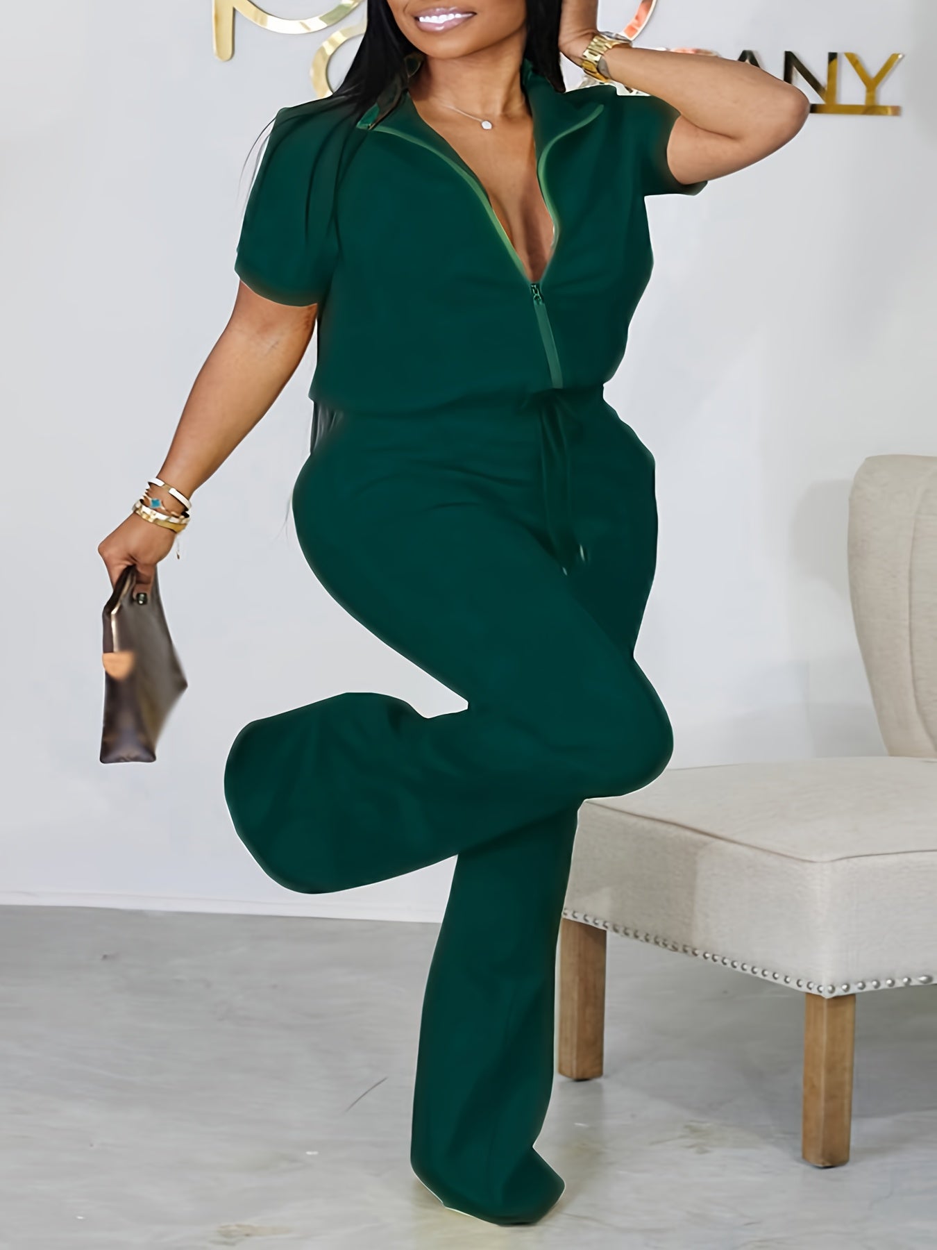 Plus Size Solid Short Sleeve Zipper Mock Neck Top & Drawstring Pants Outfit Set