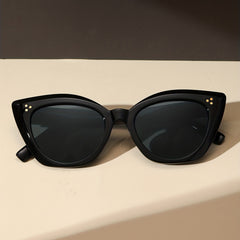 Cat Eye Sunglasses Rivet Anti Glare UV400
