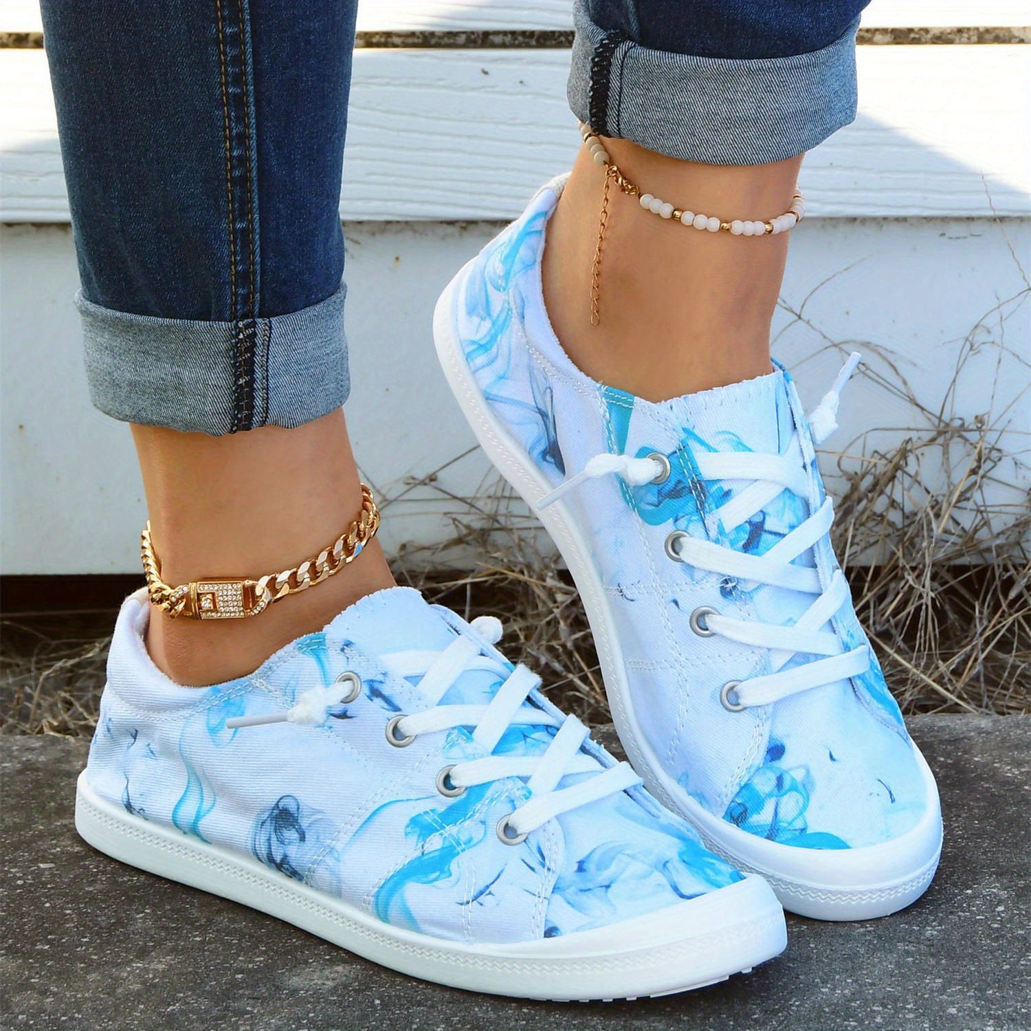 Women's Flat Canvas Lace Up Sneakers Casual Round Toe Shoes