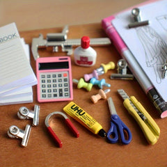 1:12 Dollhouse Stationery Set with Mini Notebook and Thumbtack