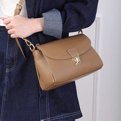Soft Cowhide Vintage Style Women's Handbag Large Capacity