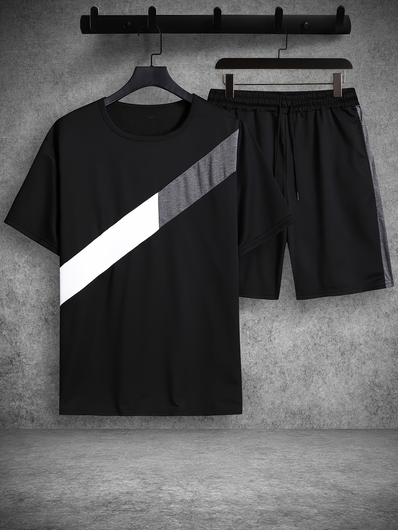 Men's Block Graphic T shirt & Active Drawstring Shorts Set
