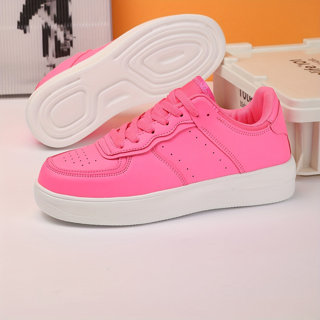 Women's Lightweight Anti Slip Waterproof Sports Shoes