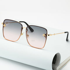 Classic Punk Metal Bee Sunglasses Vintage Gradient Frame Shades