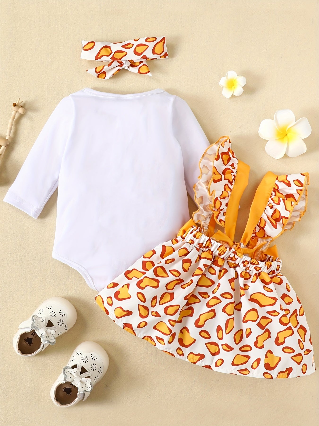 Baby Girls Giraffe Bodysuit & Deer Skirt Set
