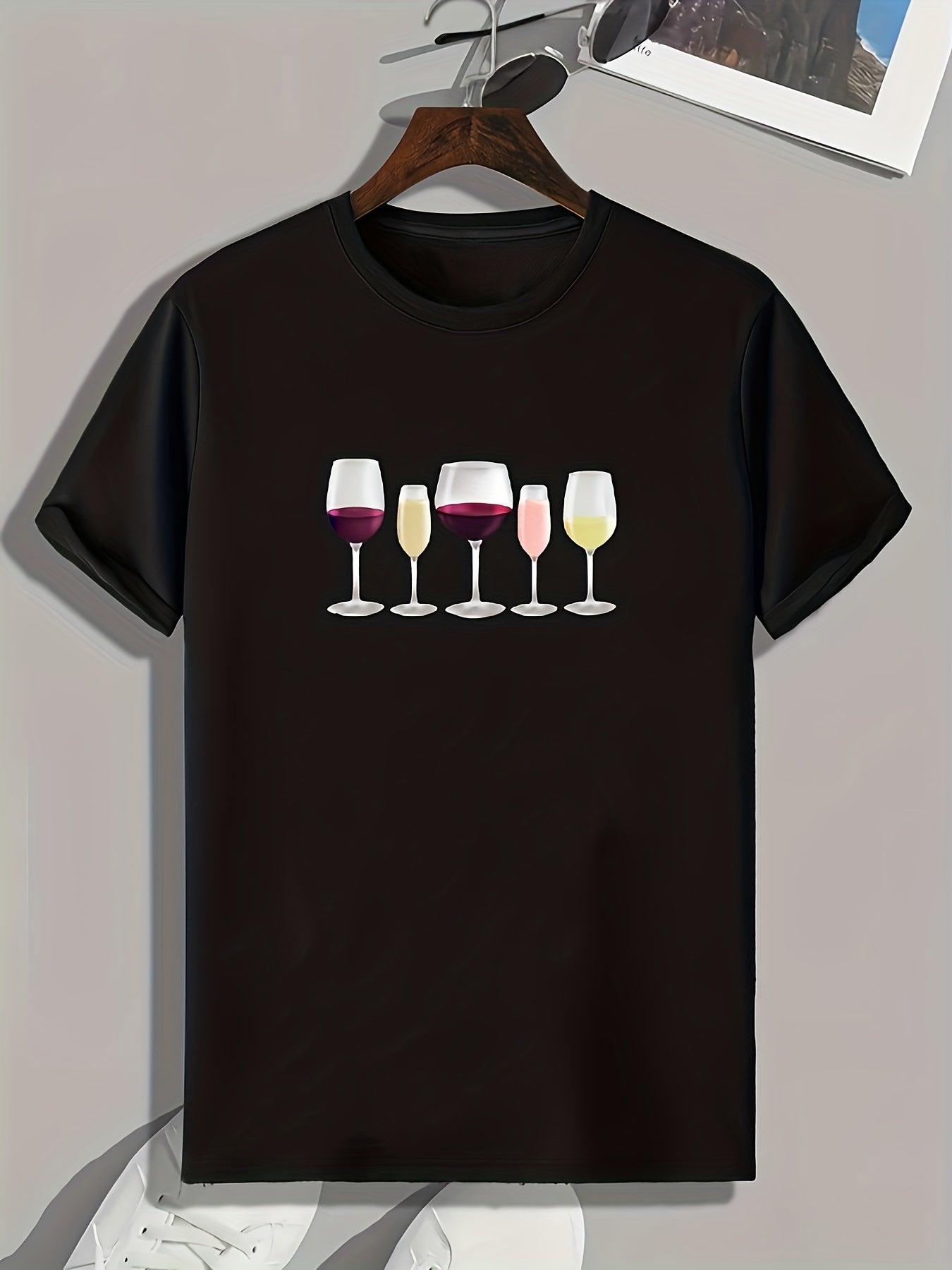 Wine Print Men's Comfy T-shirt for Outdoor Summer