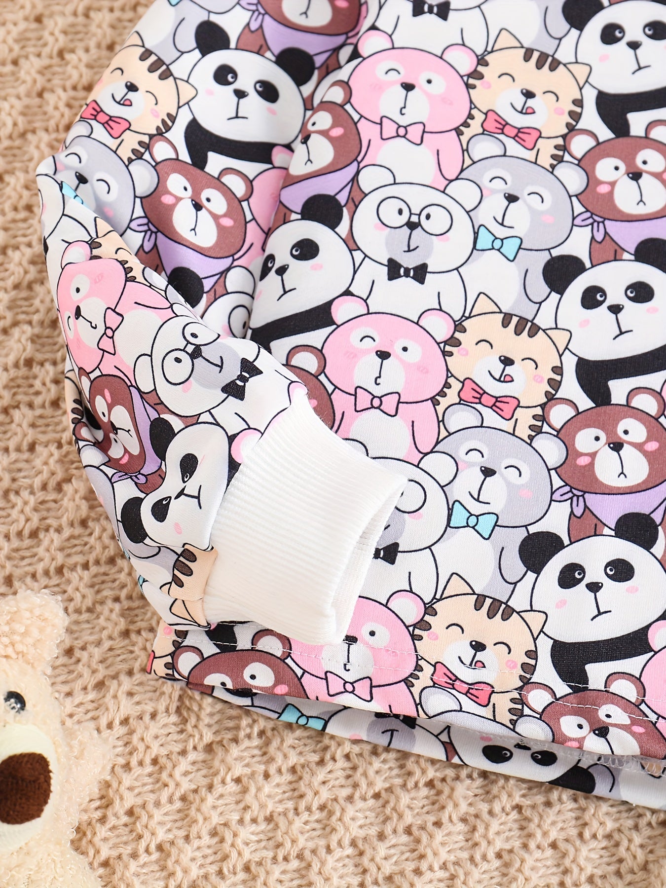 Toddler Girl's Cartoon Animals Hoodie & Sweatpants Set